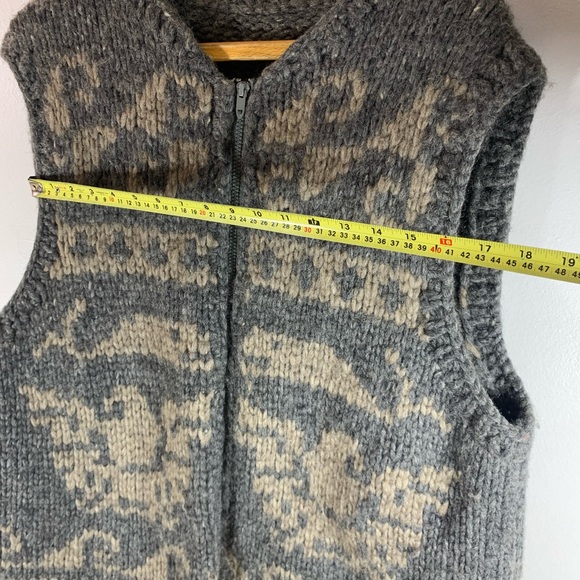 Vintage 79s cowichan  hand made 100% hand made wool cardigan - Picture 11 of 14